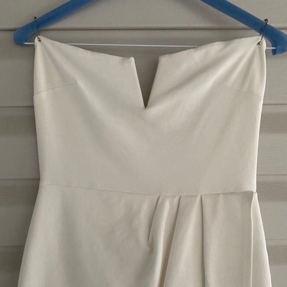 Off White Hannah Asymmetrical Dress - Picture 3 of 8